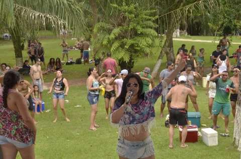 Jardim Folia atrai 20 mil turistas e movimenta cerca de R$ 2 milhões