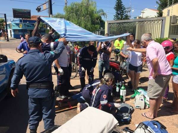 Mulher dada como morta &eacute; salva pelo Samu ap&oacute;s cair de moto