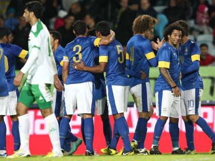Brasil faz seis gols e vence amistoso contra Iraque