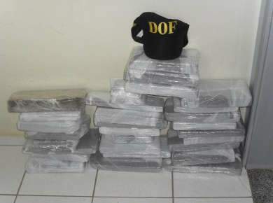  Jovem &eacute; preso com 57 kg de maconha, em Amambai