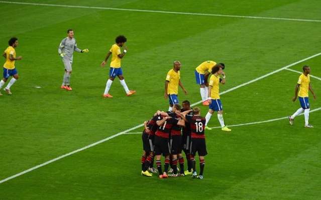 Sele&ccedil;&atilde;o brasileira &eacute; humilhada em 1&ordm; tempo pela Alemanha; 5 a 0