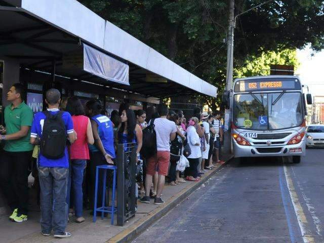 TCE valida aumento e passagem de &ocirc;nibus na Capital sobe para R$ 3,53