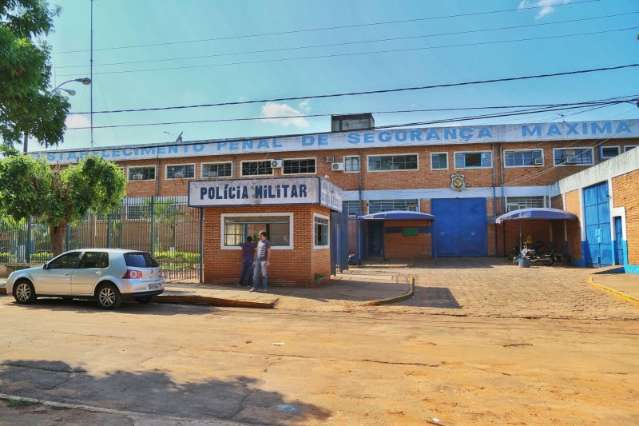 Preso h&aacute; 4 dias, Olarte se isola em cela e s&oacute; come marmita do pres&iacute;dio
