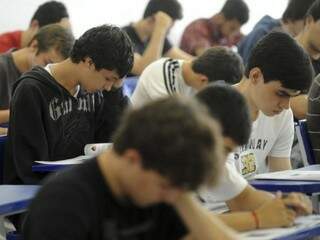 Os estudantes têm até o dia 23 de maio para pagar a taxa, no valor de R$ 85 (Foto/Arquivo: Agência Brasil)