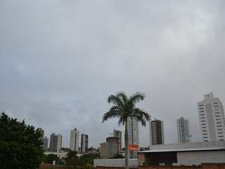 Previsão de mais chuva para Campo Grande nesta quinta-feira (24). (Foto: Minamar Júnior)