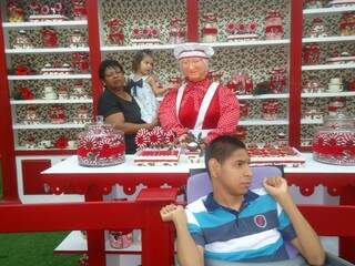 E no Natal, ele também foi à casa do Papai Noel no shopping. (Foto: Arquivo Pessoal)
