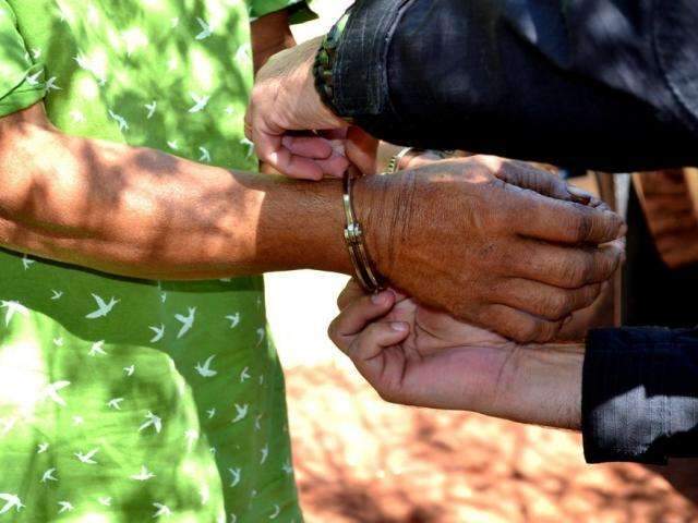 Homem manda foto de cova e amea&ccedil;a decapitar ex-mulher e a m&atilde;e dela
