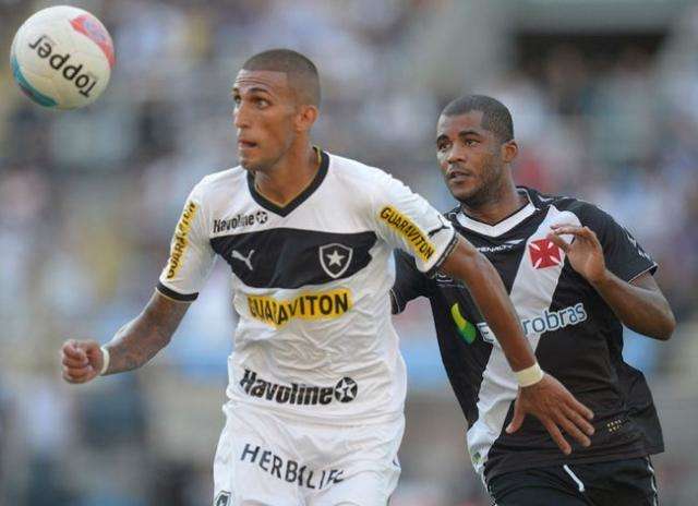 Vasco e Botafogo fazem cl&aacute;ssico atrasado em Volta Redonda pelo Carioca