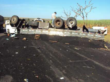  Três pessoas morrem em acidente na BR-163, próximo a Sonora