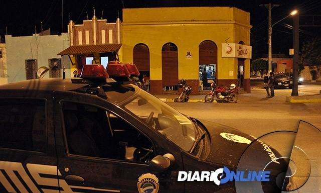 Dona de bar &eacute; presa por explora&ccedil;&atilde;o sexual em Corumb&aacute;