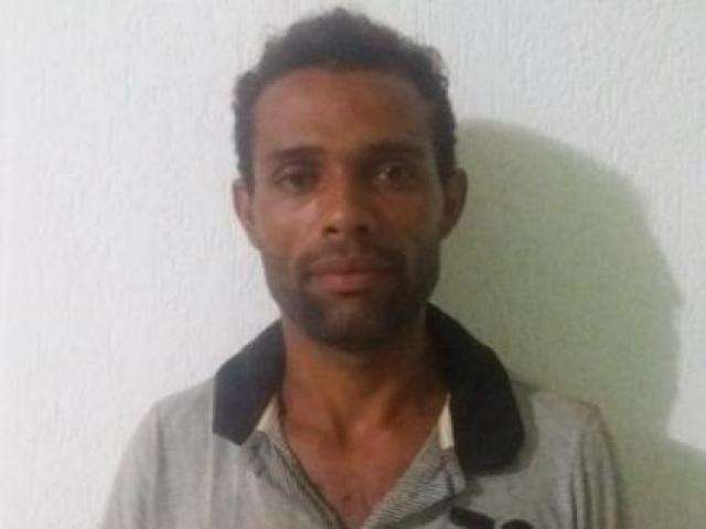 Jurado de morte, &quot;Bailarino&quot; &eacute; assassinado com tr&ecirc;s tiros nas costas 