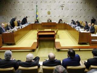Ministros durante a votação nesta noite (04)(Foto: Felipe Sampaio) 