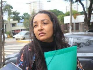 Em busca de emprego, Vera Lúcia diz que alta carga tributária prejudica os mais pobres (Foto: Marina Pacheco)