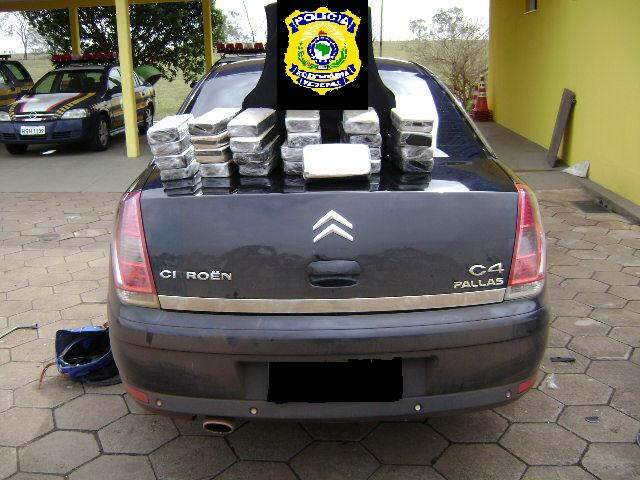  Pol&iacute;cia apreende 25 tabletes de pasta base de coca&iacute;na em Bataguassu 