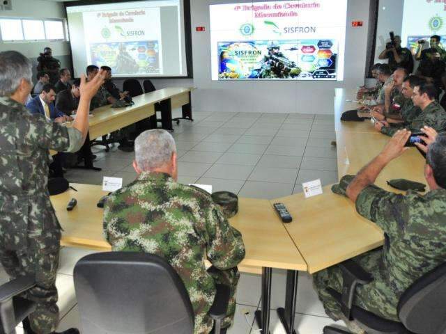 Ex&eacute;rcito admite atraso no Sisfron, mas anuncia expans&atilde;o para MT e Paran&aacute;