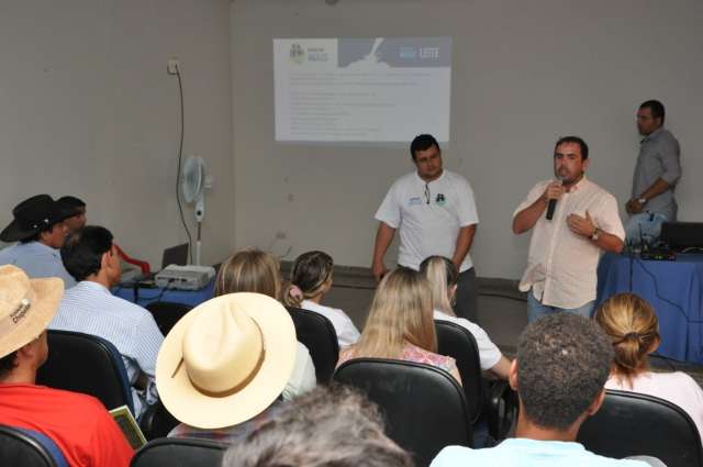 Produtores se unem para criar microind&uacute;stria e valorizar produ&ccedil;&atilde;o leiteira 