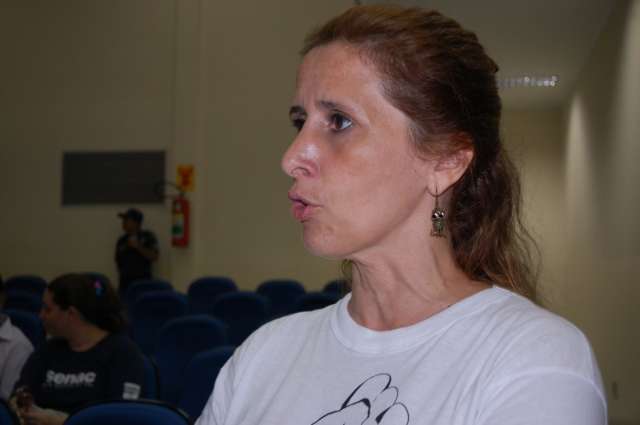C&acirc;mara tem novo protesto contra reajuste dos sal&aacute;rios de vereador