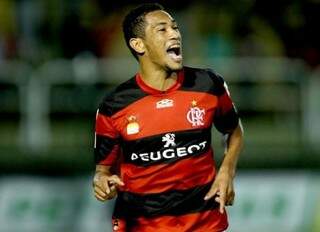 Hernane é um dos destaques do Flamengo no Campeonato Estadual do Rio de Janeiro (Foto: Lance)