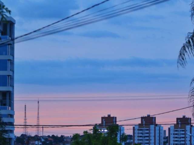 Temperaturas sobem hoje, mas ainda h&aacute; previs&atilde;o de pancadas de chuva