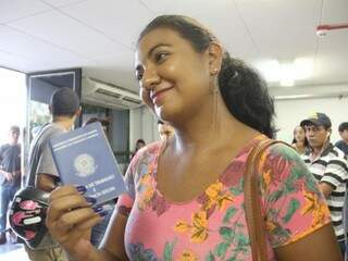 Desempregada há 2 anos, Antonia já não expressa preferência por vaga específica. (Foto: Marcos Ermínio)