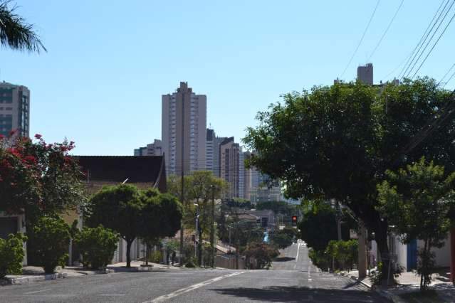 Domingo amanhece com temperatura em 22&ordm;C e umidade a 67%