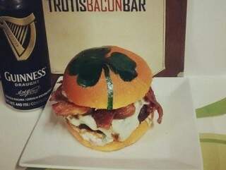 Trutis criou um lanche novo para o dia (Foto: Divulgação/Trutis Bacon)