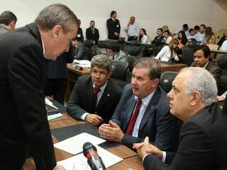 Da esquerda para direita, Paulo Corrêa (PR), Rinaldo Modesto (PSDB), Eduardo Rocha (PMDB)
e Flavio Kayat (PSDB). (Foto: Roberto Higa e Victor Chileno/ALMS).