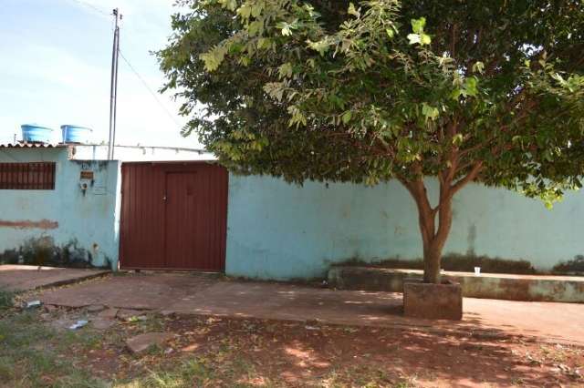 Para vizinhos, neto que matou av&oacute; aparentava &quot;mexer com coisa errada&quot;