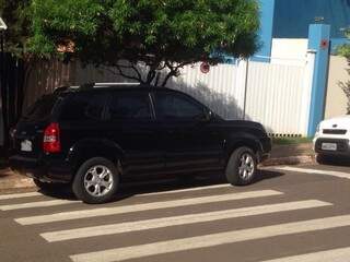 O que era pra ser apenas um pedido, terminou em discussão em frente a escola Ativa Idade.(Foto: Direto das Ruas)