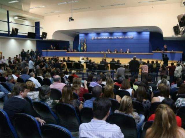Sess&atilde;o ter&aacute; an&aacute;lise de dois vetos e seis projetos nesta quinta-feira