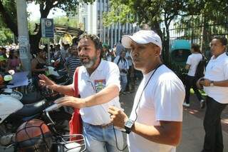 Abílio Borges liderou manifestações contra cassação de Bernal (Foto: arquivo)