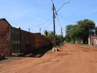 Residências, do lado esquerdo, na região contestada na Justiça. (Foto: Henrique Kawaminami). 