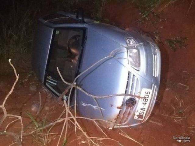 Ap&oacute;s furtar carro, ladr&atilde;o capota na rodovia e pede socorro &agrave; pr&oacute;pria v&iacute;tima 