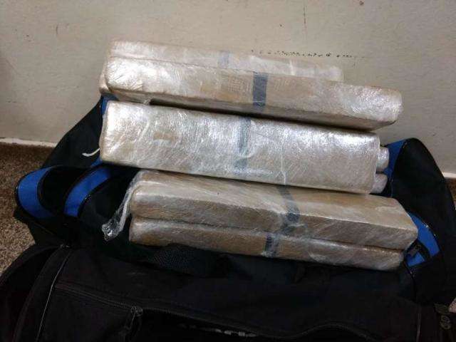 Jovem &eacute; preso em rodovi&aacute;ria com maconha que levaria para SP