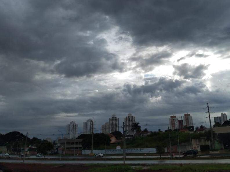 Sábado amanhece com céu nublado e previsão é de temperatura amena - Notícia  - Jornal do Estado MS