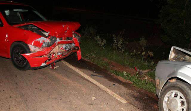  Acidente entre tr&ecirc;s ve&iacute;culos deixa tr&acirc;nsito tumultuado na BR-359