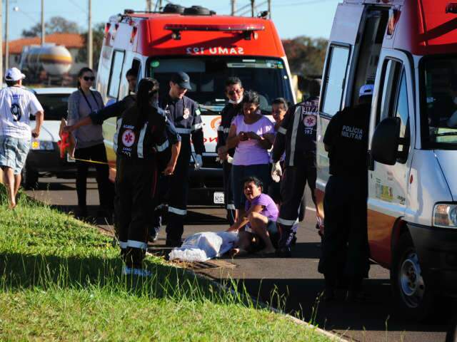  Jovem morre atropelado por carro de passeio na Marqu&ecirc;s de Pombal