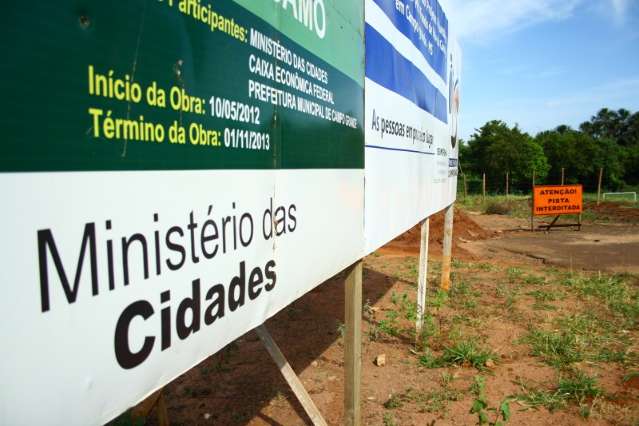 Nelsinho denunciou Bernal por temer &quot;preju&iacute;zos&quot; com 28 obras paradas