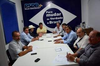 A reunião mensal foi realizada no Diretório Regional do partido, em Campo Grande. (Foto: Divulgação)