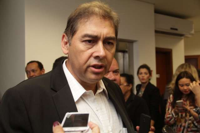 Prefeitura j&aacute; tem o aval da Caixa para recapeamento executado por militares