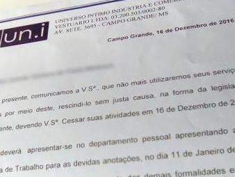 Funcion&aacute;rias de f&aacute;brica s&atilde;o demitidas por carta e cobram sal&aacute;rio e 13&deg;