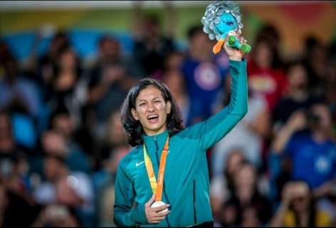 Lúcia Teixeira conquista medalha de prata no judô pela categoria até 57 kg 