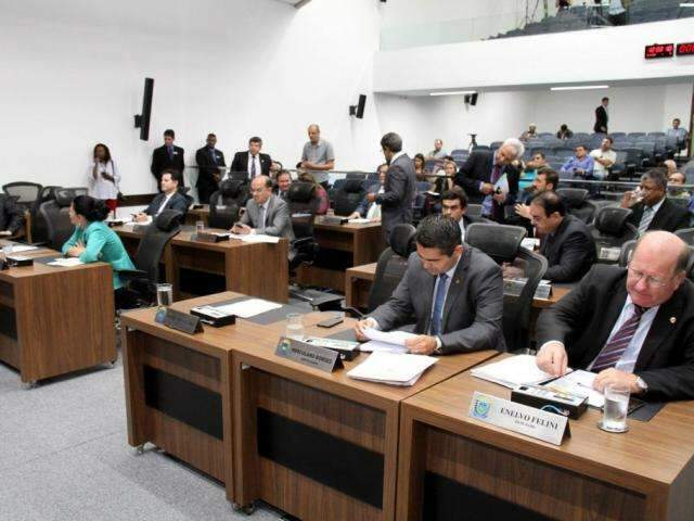 Sem consenso, projetos pol&ecirc;micos da Assembleia ficam para 2019 