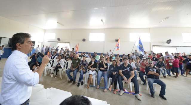 Nelsinho promete melhorias para educa&ccedil;&atilde;o e autonomia &agrave; UEMS