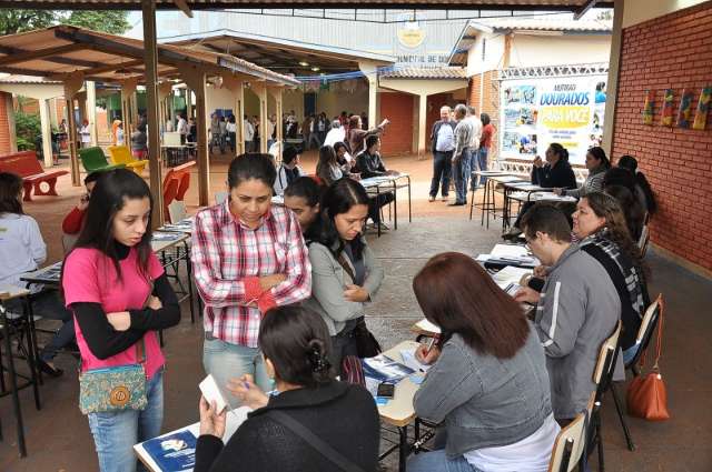 Mutir&atilde;o realiza 2,2 mil atendimentos em dois bairros de Dourados