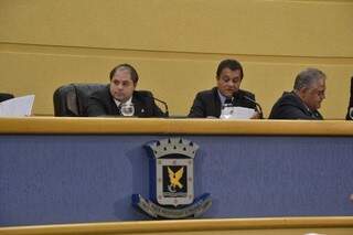 C&acirc;mara aprova obriga&ccedil;&atilde;o de Bernal explicar &quot;contratos emergenciais&quot;