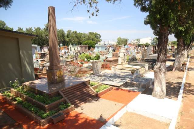 Justiça manda prefeitura provar que 1ª cemitério da cidade não contamina solo 