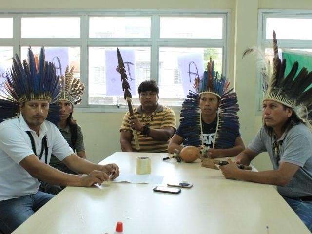 Coronel dirigente da Funai tenta retomar posse de pr&eacute;dio invadido