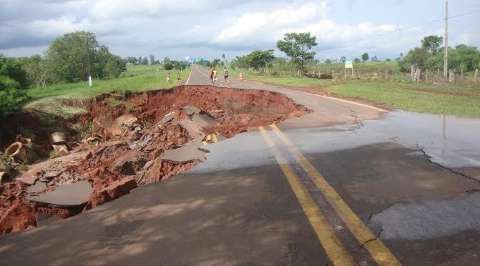 Governo decreta situação de emergência em 14 municípios afetados pelas chuvas