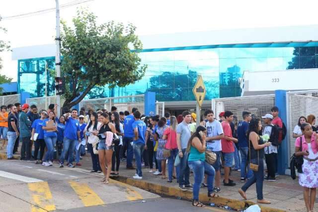 Na reta final de prepara&ccedil;&atilde;o para Enem, organiza&ccedil;&atilde;o &eacute; aliada do candidato 